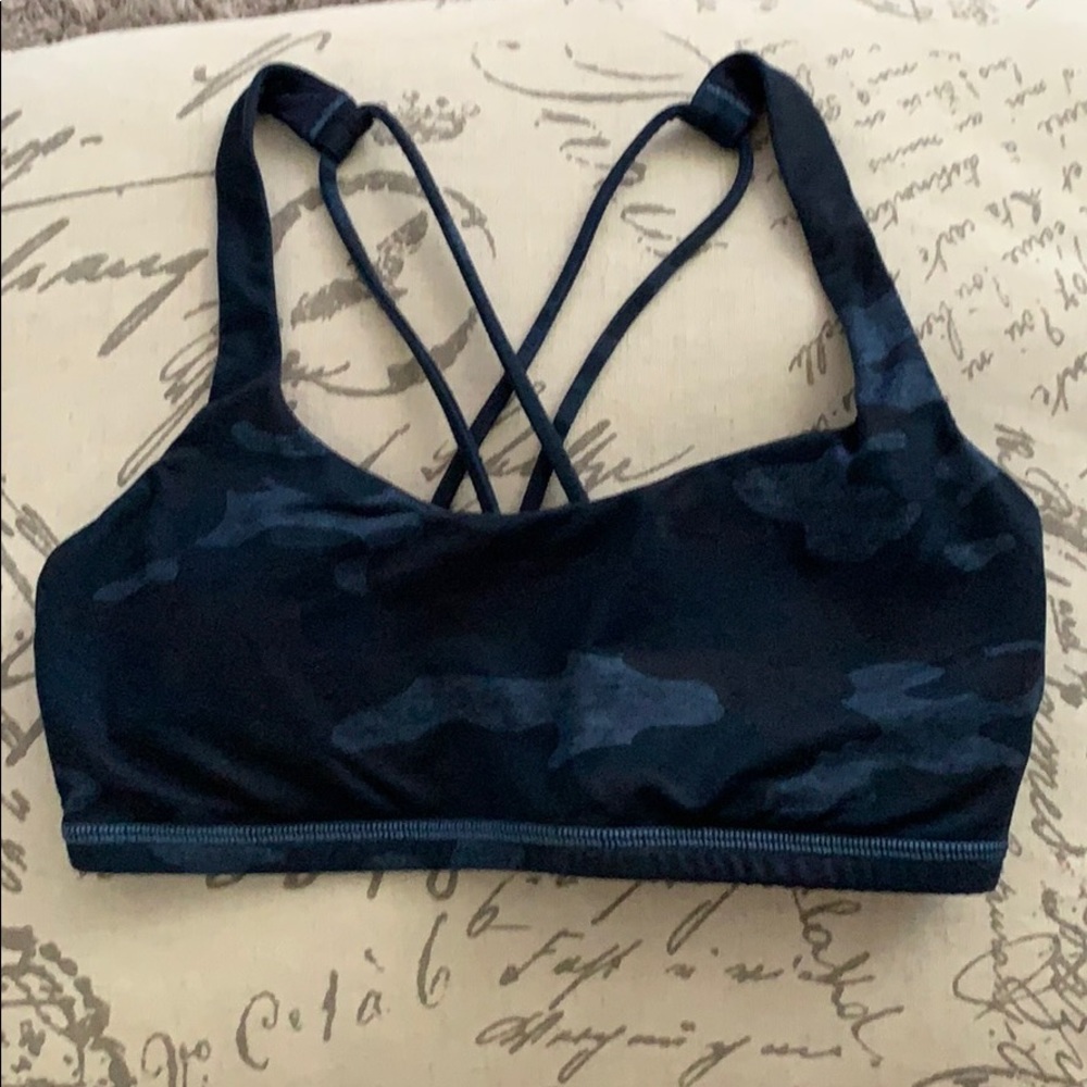 Lululemon Free to Be Bra, size 4